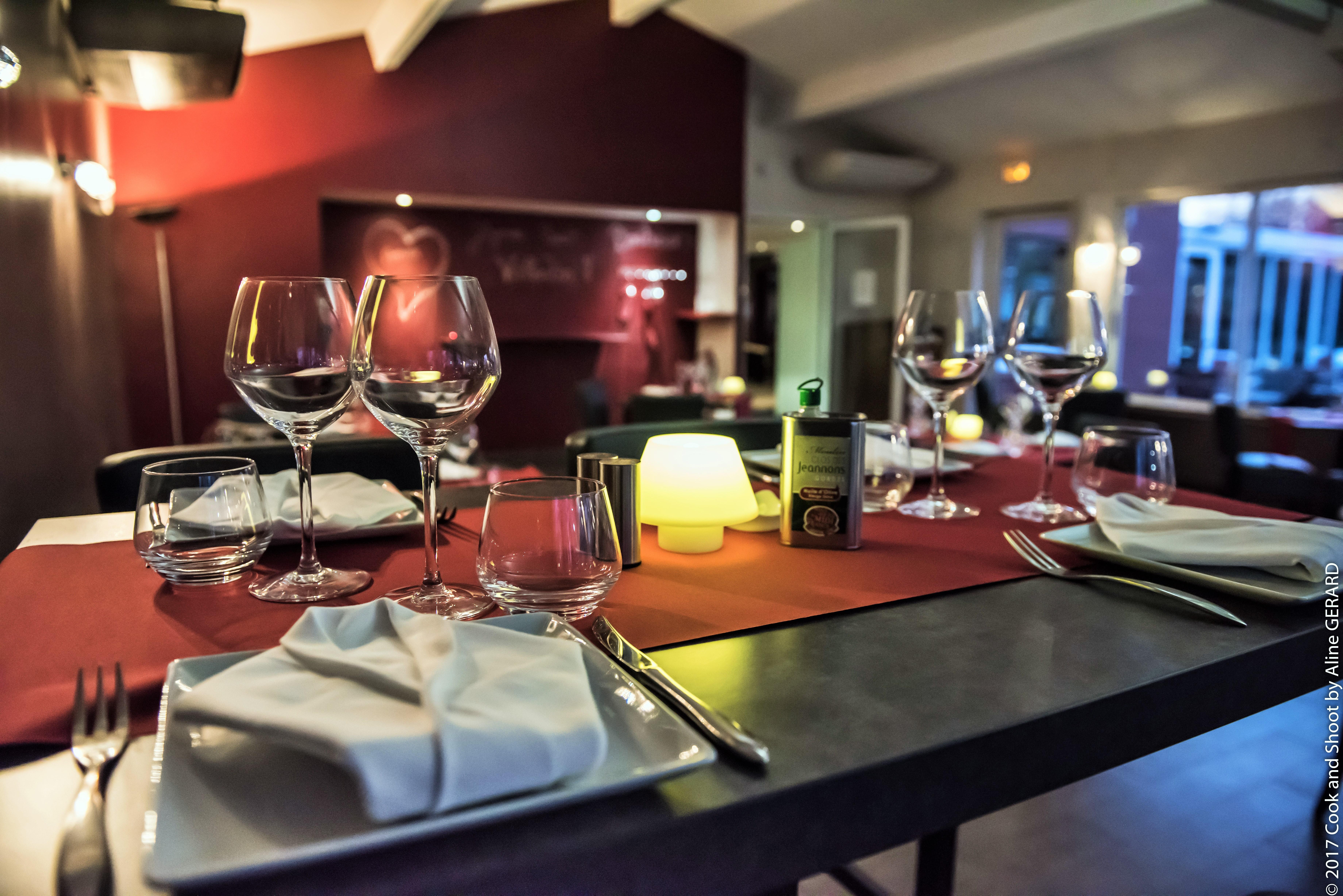 Sowell Hotels Domaine De La Petite Isle LʼIsle-sur-la-Sorgue Екстериор снимка